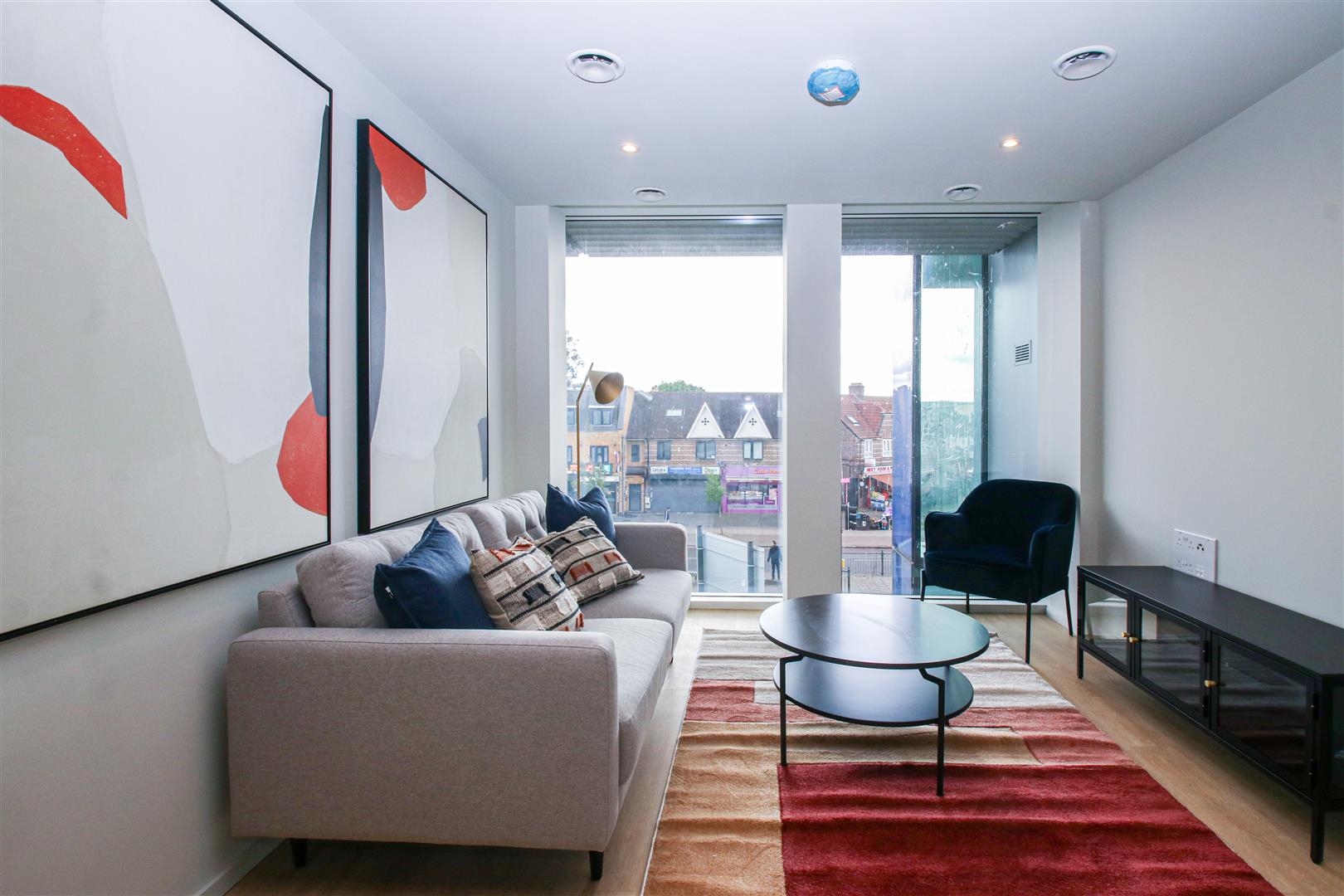 785 Bath Road, Hounslow